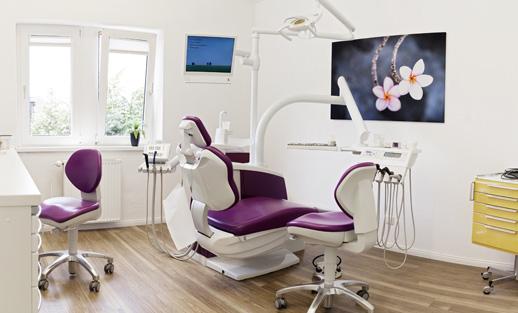 Zahnarzt Bordesholm | Ein Behandlungsraum der Zahnarztpraxis